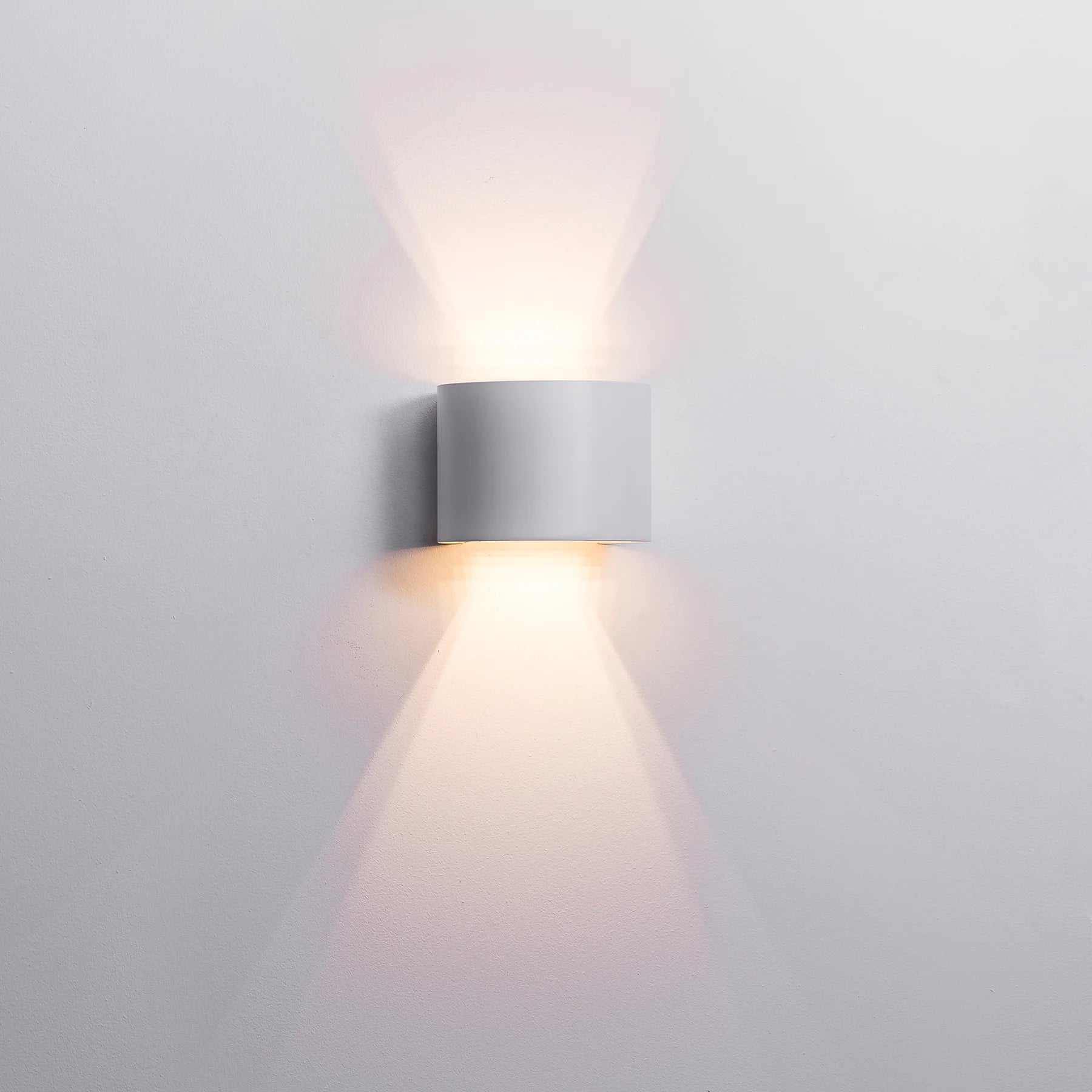 Havit Versa Round Up & Down Exterior Wall Lights Tri - White 2x3W 12/240V IP65 - HV3658T-WHT-RND, HV3658T-WHT-RND-12V