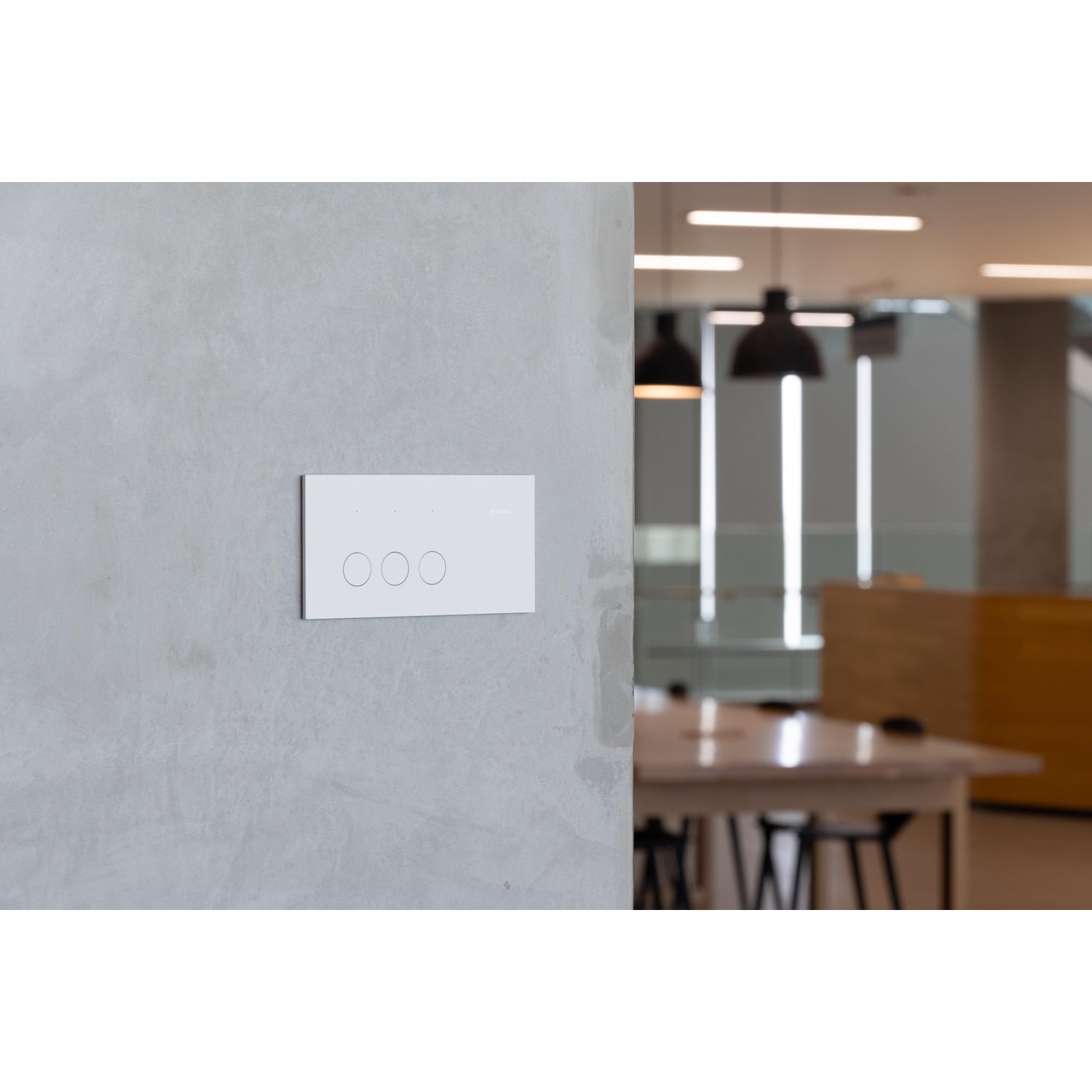 Clipsal Grid Plate and Cover, Clipsal Solis, 3 Gang, Horizontal Matt Black/ Matt White- 1044PUA-ZB, 1044PUA-ZW