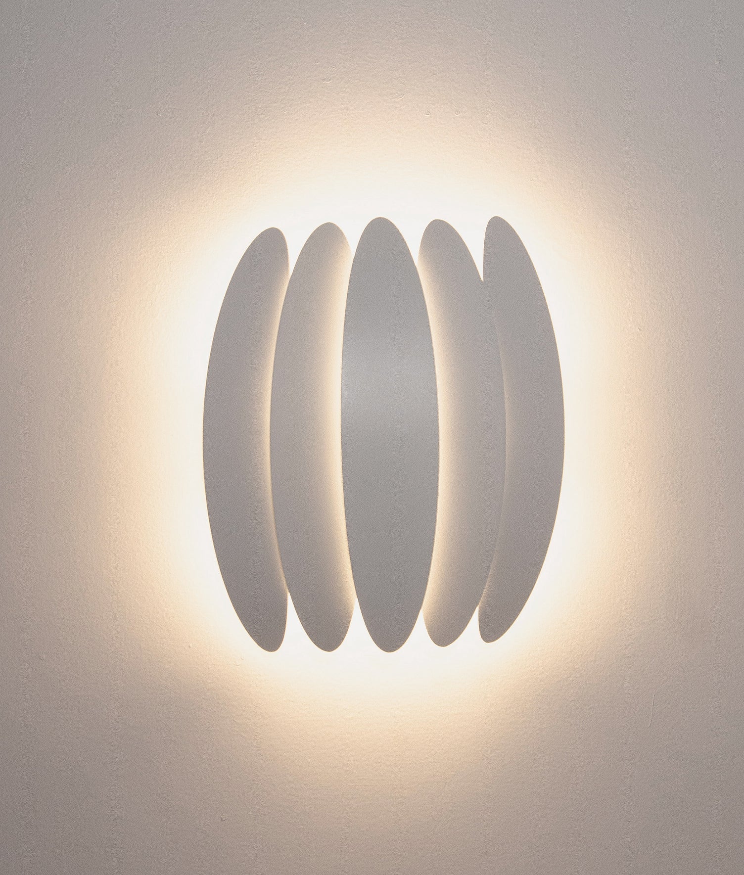 CLA TIJUANA: City Series Curved Dimmable Interior Wall Light Tri - White 17W 220-240V IP20 - TIJUANA - CLA Lighting