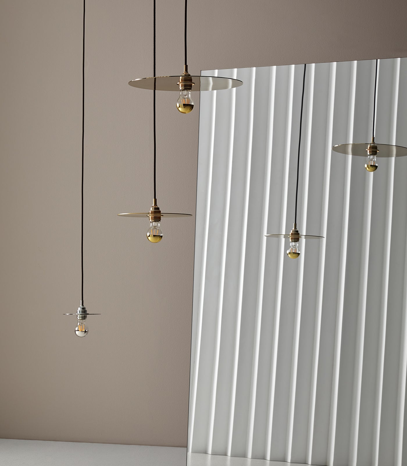 Aromas Disc Interior Pendants Chrome/ Gold - ARO.C1038