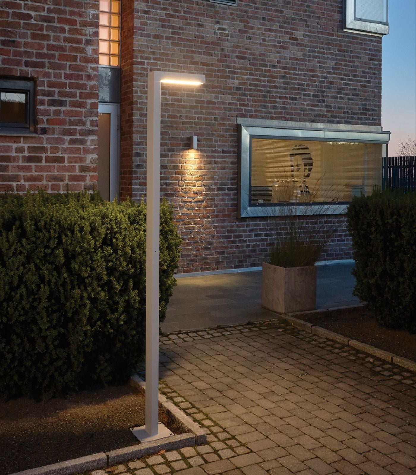 Norlys Asker Pole LED Flood Light Black/ Aluminium/ Graphite 3000K 12W IP65 - NLYS.1360B, NLYS.1360AL, NLYS.1360GR