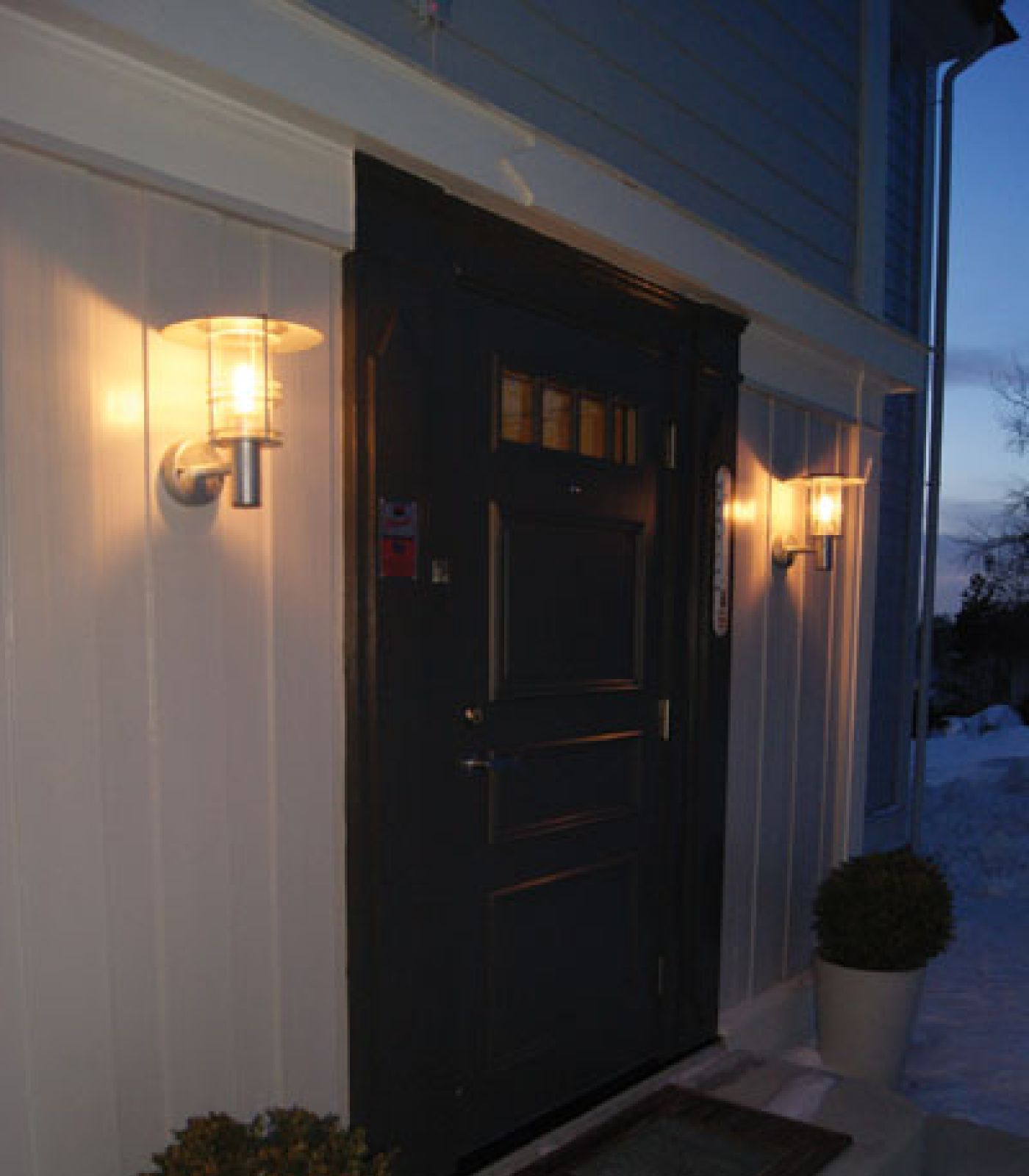 Norlys Stockholm Arm Exterior Wall Lights Black / White / Galvanized Steel IP54 - NLYS.280, NLYS.286