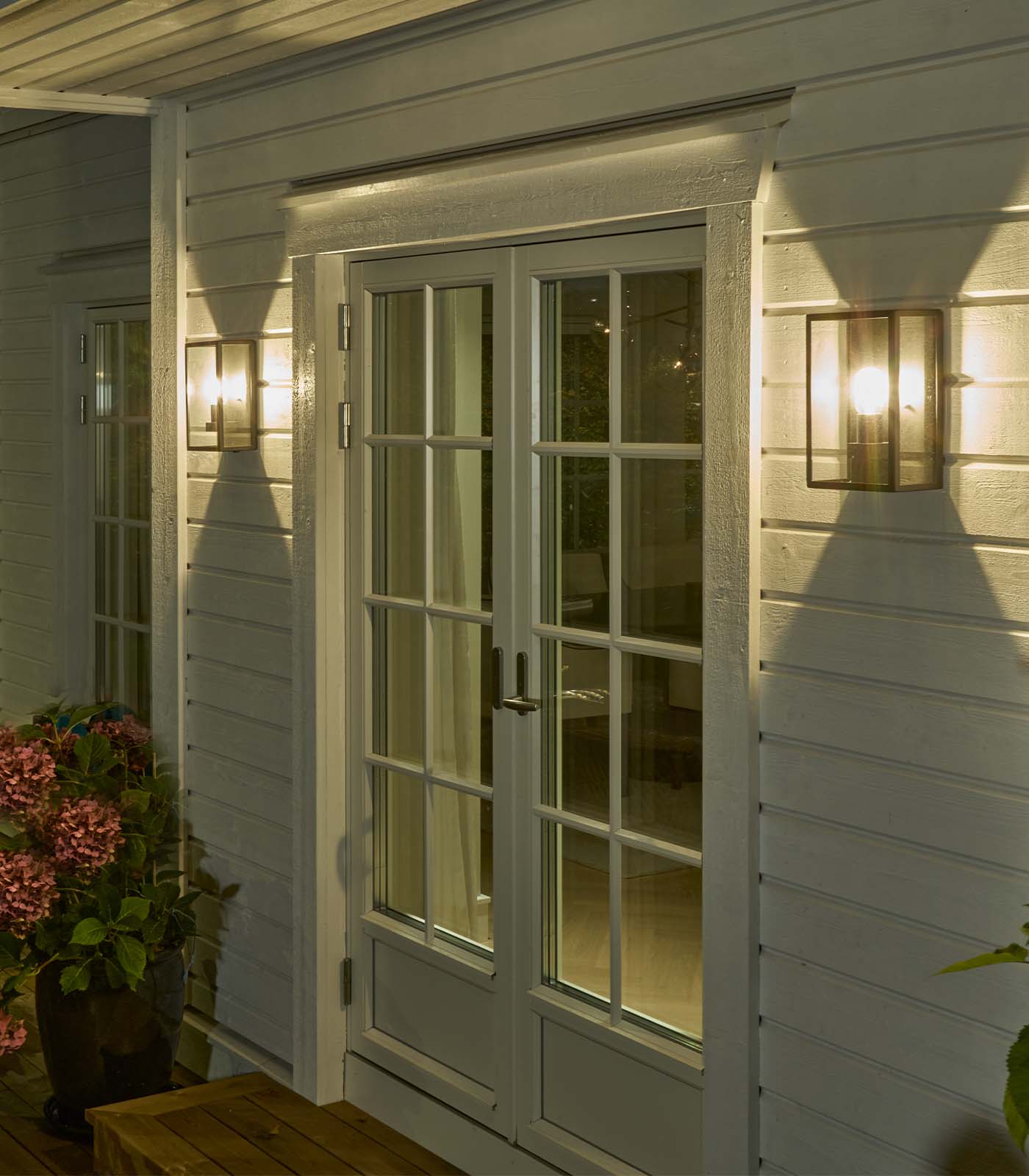 Norlys Lofoten Clear Flush Exterior Wall Lights Black IP44 - NLYS.1940B