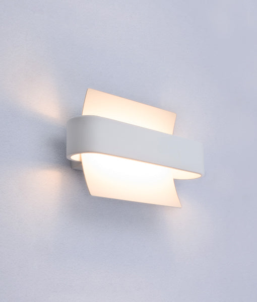 CLA Dubai Curved LED interior Wall Light 3000K Matt White 220-240V AC - DUBAIG2 - CLA Lighting