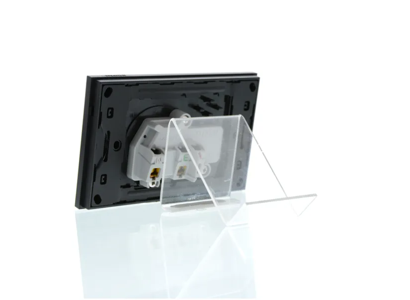 Clipsal Single Power Point, Saturn Zen, Horizontal Mount, Black/ White 250V- Z4015-ZB, Z4015-ZW