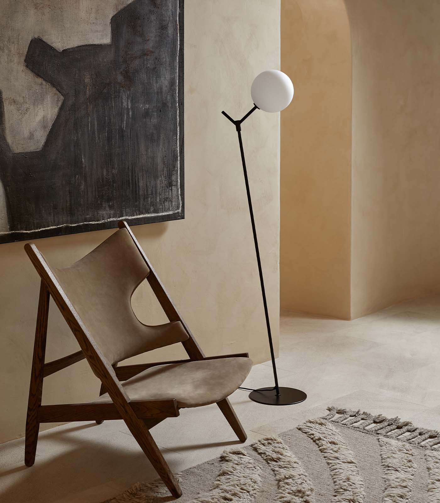 Aromas Atom Floor Lamp Matte Black/ Matte Brass 5W- ARO.P1214/NEG/OPAL, ARO.P1214/ORO/OPAL