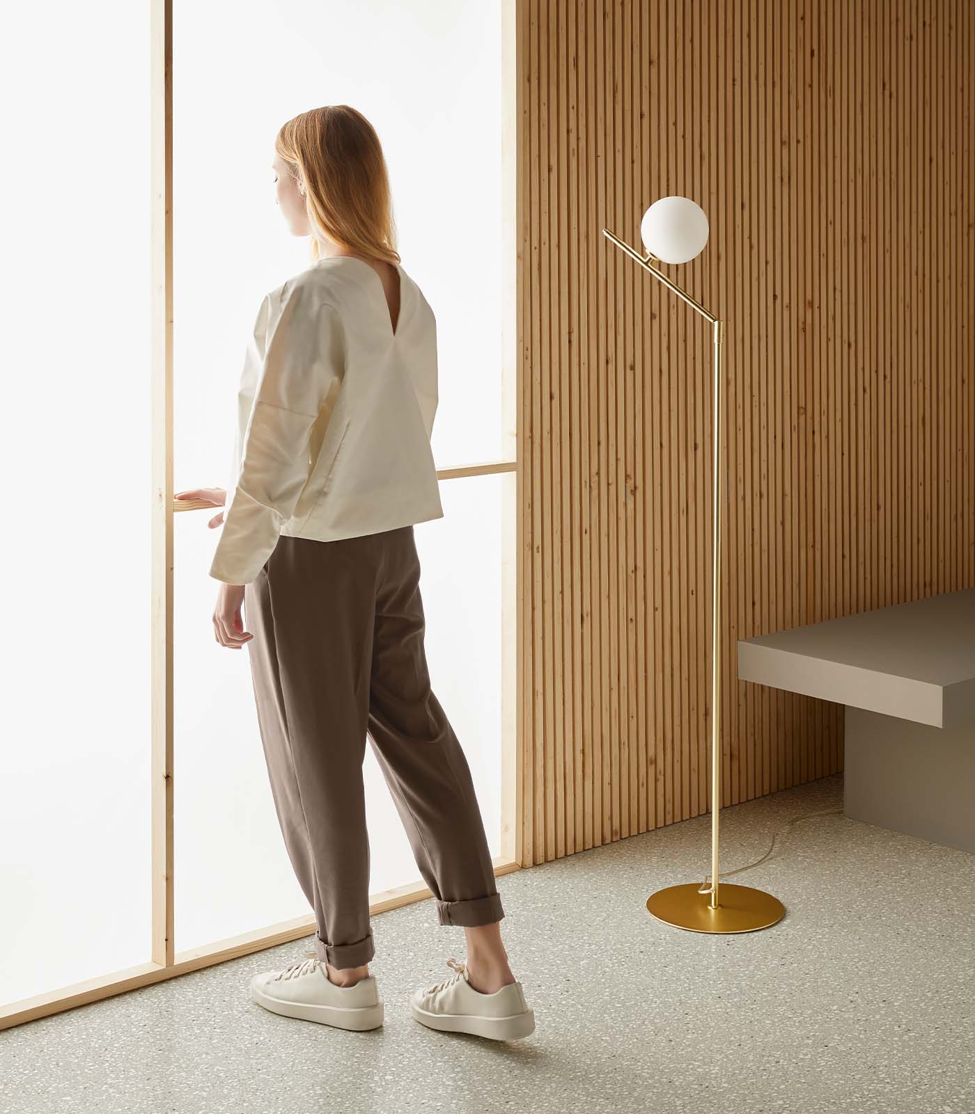 Aromas Endo Floor Lamp Matte Brass 5W- ARO.P1156/ORO