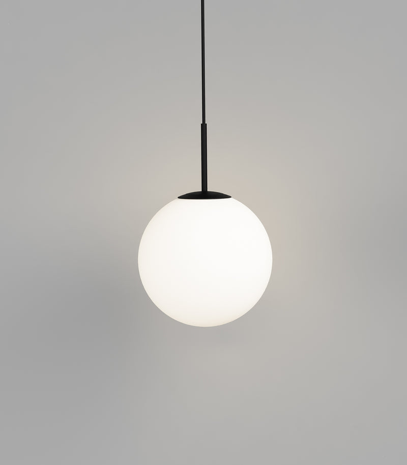 Lighting Republic Orb Max Interior Pendant Black / White - LR.i02.55.- Lighting Republic