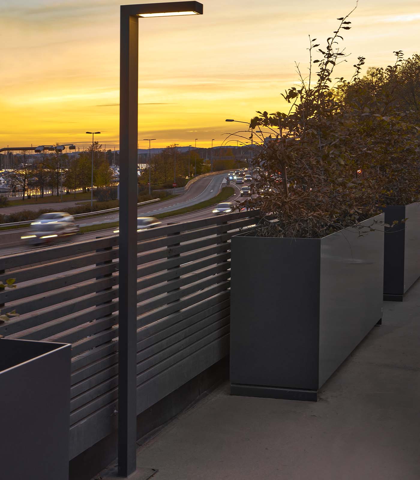 Norlys Asker Pole LED Flood Light Black/ Aluminium/ Graphite 3000K 12W IP65 - NLYS.1360B, NLYS.1360AL, NLYS.1360GR