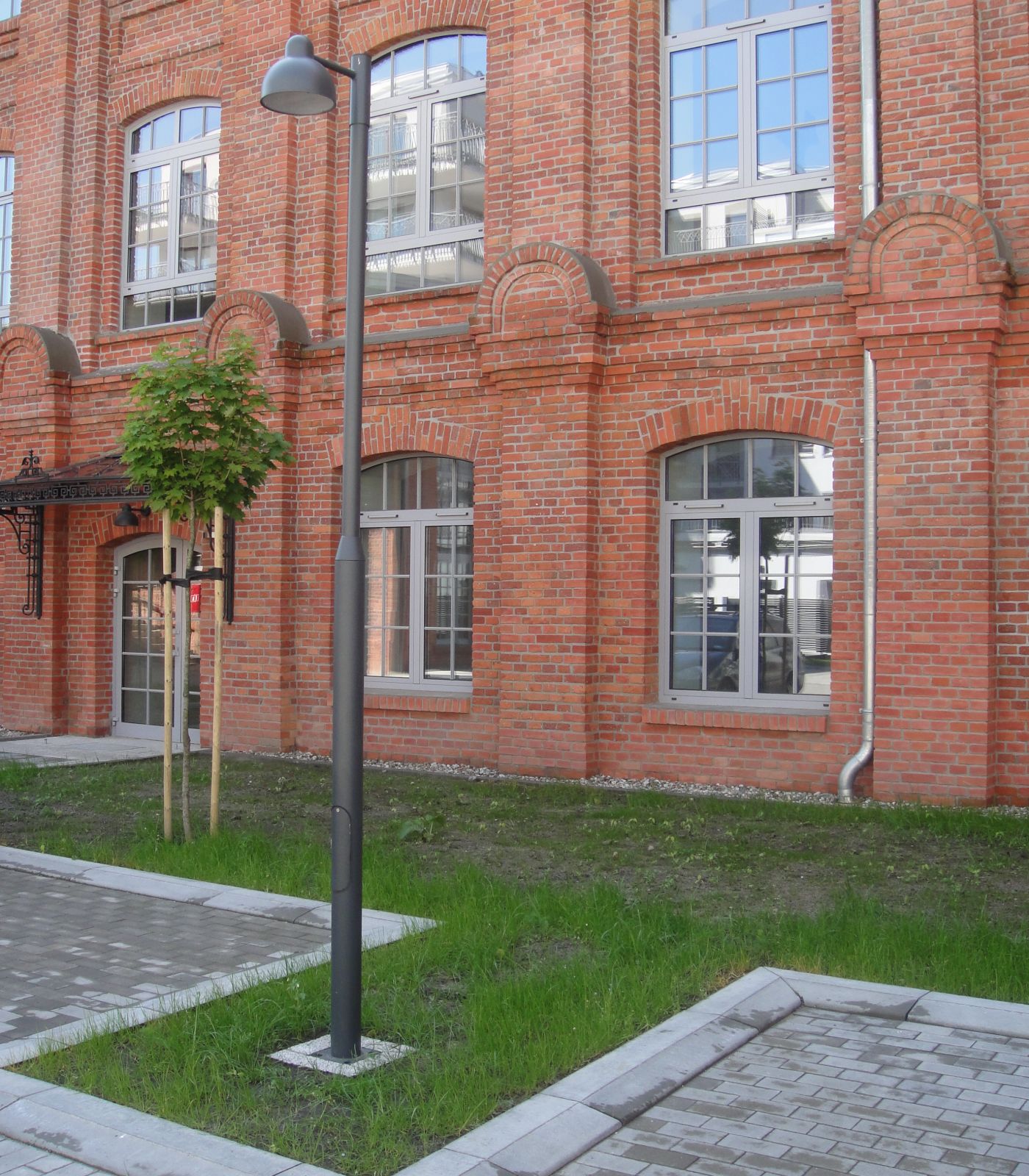 Norlys Koster Pole LED Flood Light Aluminium/ Graphite 17.5W 3000K IP54 - NLYS.1914AL, NLYS.1914GR