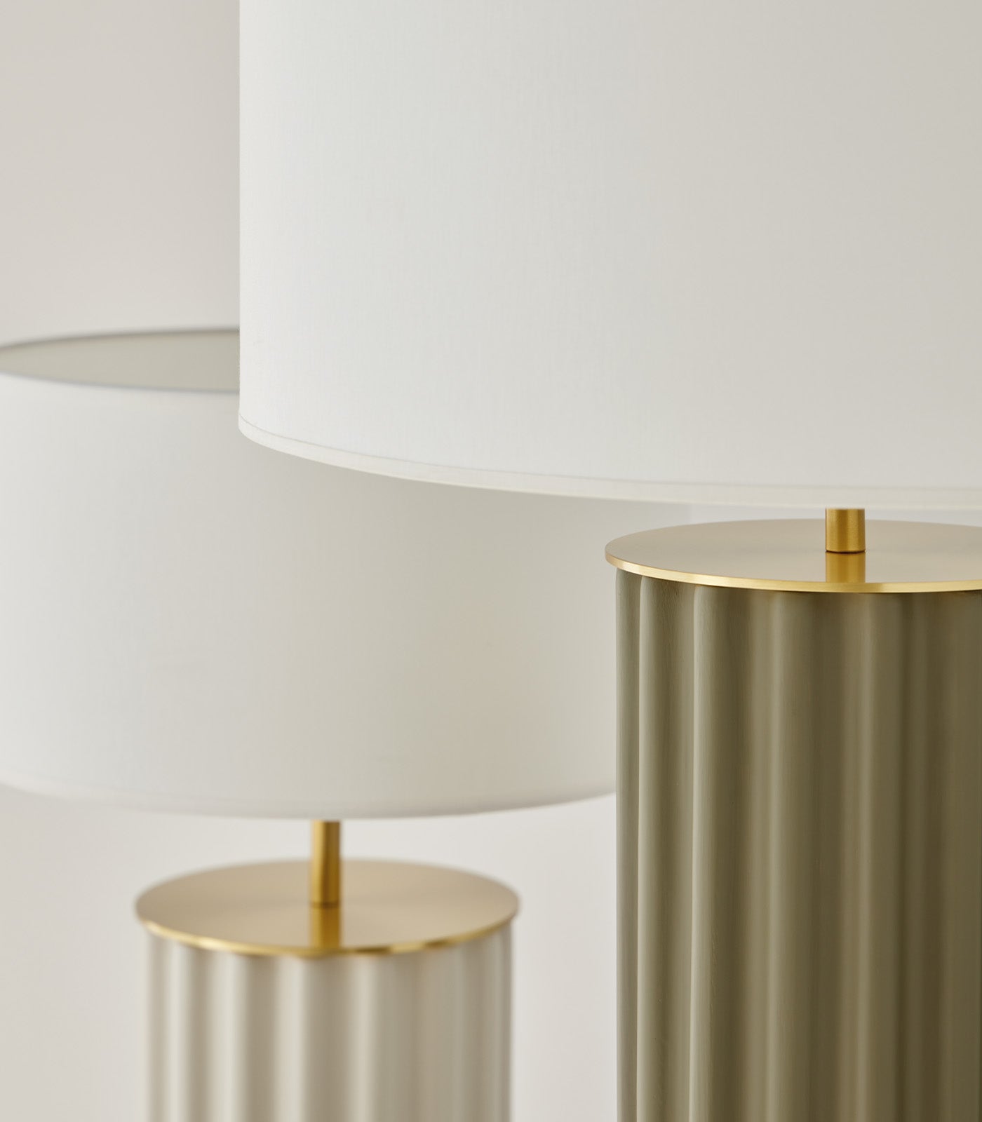 Aromas Sonica Table Lamp Black - ARO.NAC116/ORO/NEG+801021/36