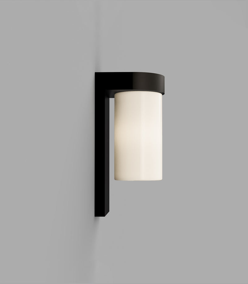 Lighting Republic Tuva Exterior Wall Light White / Clear IP44 - LR.E01.77.ST + LR.E01.77.