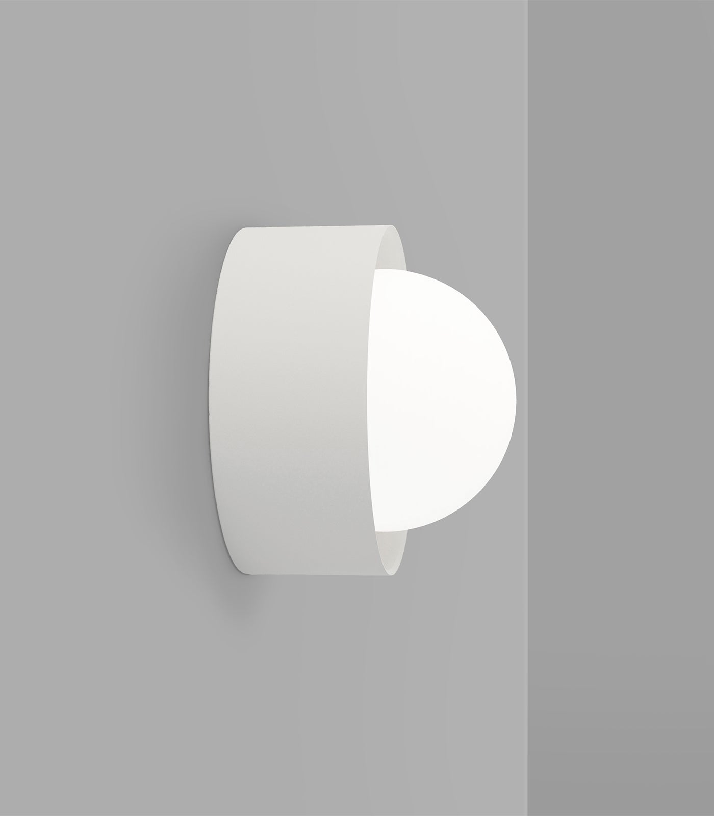 Lighting Republic Orb Sur Large Wall Lights White/ Iron/ Old Brass 240V IP44- LR.i01.54e.L.