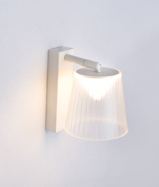 CHESTER01, CHESTER02: LED Interior Surface Mounted Wall Light. 6W WH 1 switch Clear PS Shade. 3000K or 5000K. CLA Lighting. 