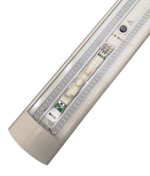 CLA RAZORDMW: Wide Interior Surface Mounted Dimmable LED Linear Batten Tri- White 18W/ 36W 220-240V IP20 - RAZORDMW